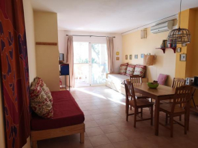 Casa Amarilla